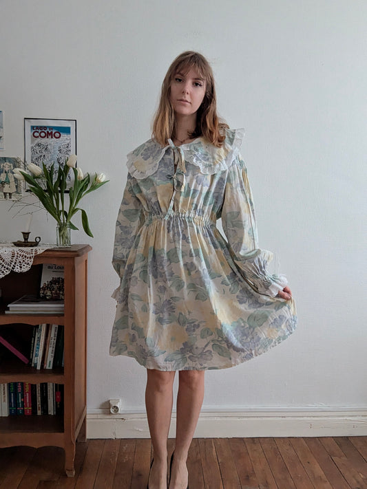 Sur commande - Robe à col claudine