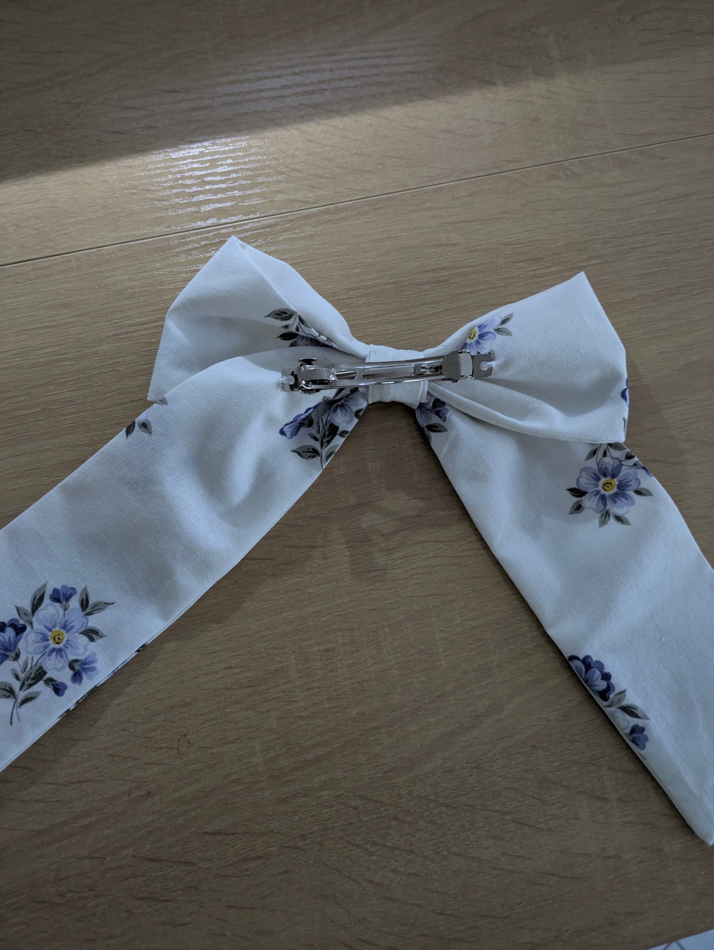 Sur commande - Barrette nœud